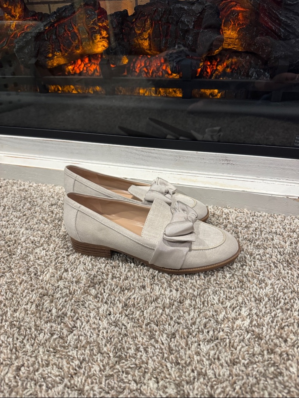 Bandolino Cream Bow-Trim Loafers